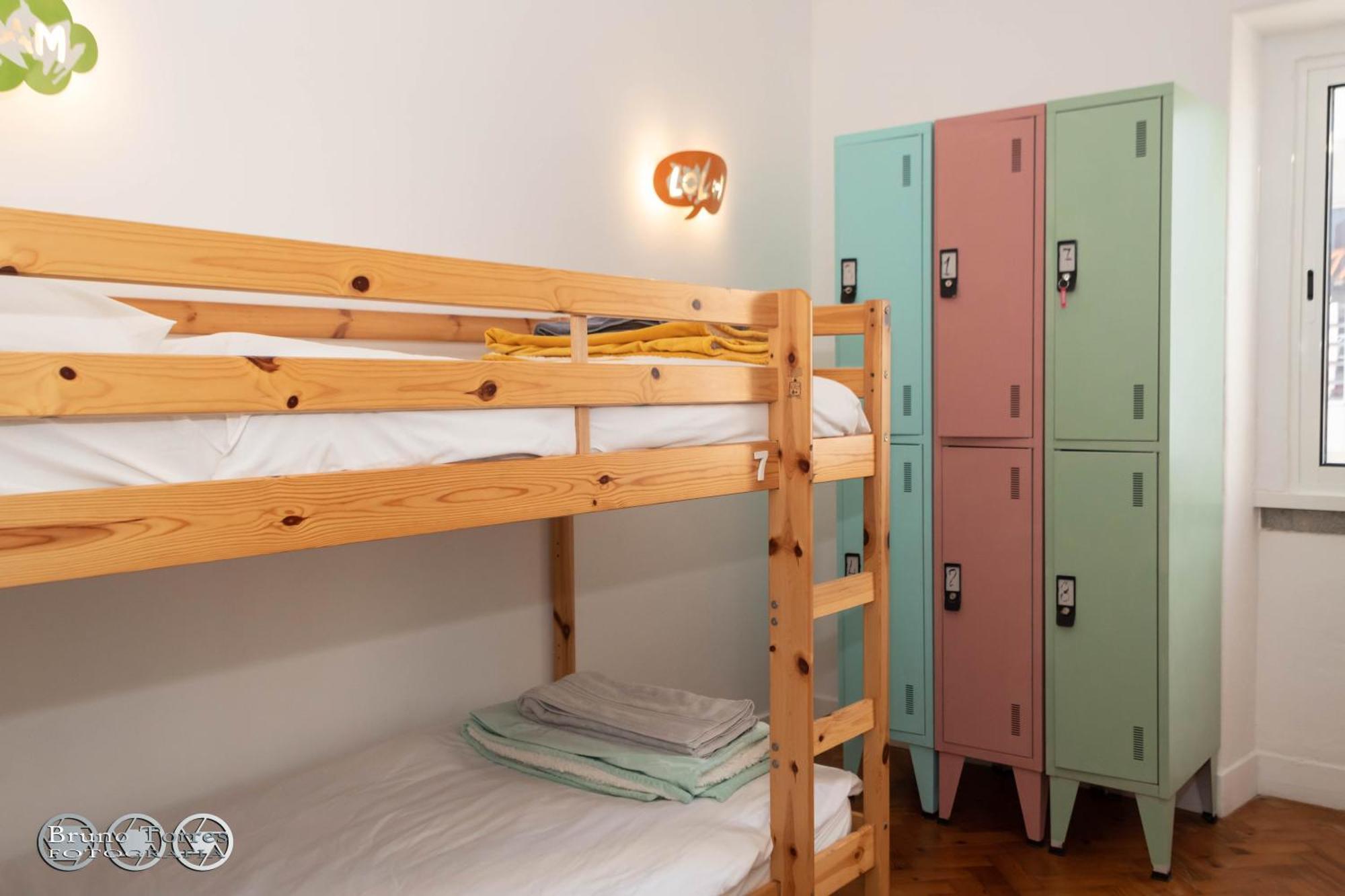 The Shed Surf Lodge Costa de Caparica Εξωτερικό φωτογραφία